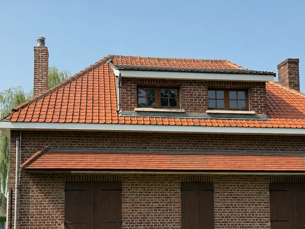 Nettoyage de toiture autour d'Amiens